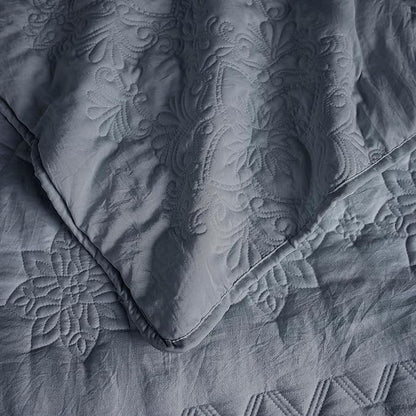 B2EVER Boho Blue Quilt Twin Size Bedding Sets with Pillow Sham, Bohemian Lightweight Soft Bedspread Coverlet, Farmhouse Floral Vintage Thin Comforter Bed Cover All Season, 2 Pieces, 68x90 inches