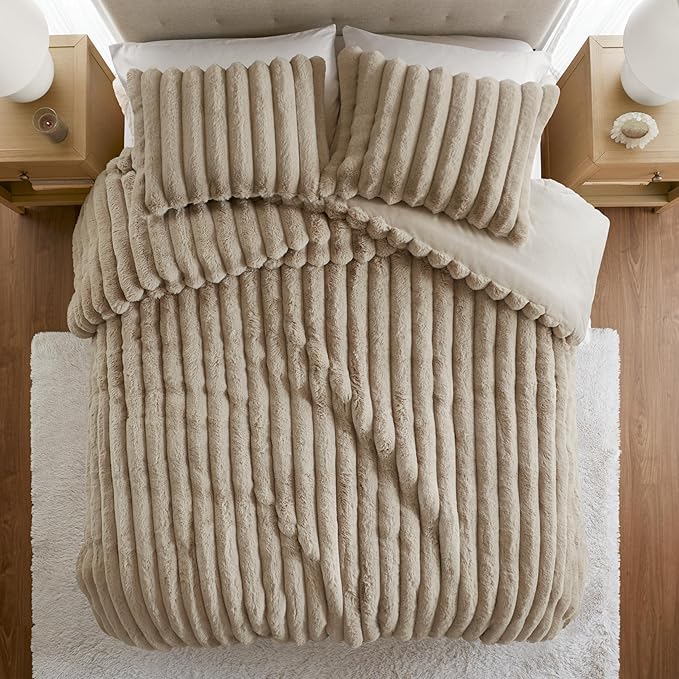 Madison Park Jasmine King Comforter Set, Luxurious Reversible Faux Fur Plush Ribbed Velvet Bedding, Fuzzy Thick Warm Winter Comforter, Super Soft Fluffy 3-Piece Set Taupe