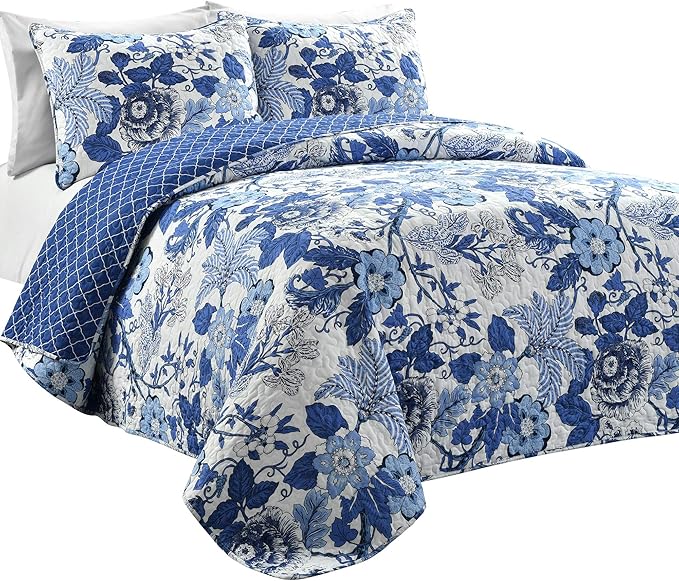 Lush Decor Sydney Reversible Cotton Quilt Set, 3 Piece Set, King, Navy & White - Cotton Bedding Set - Navy Floral Quilt - Cottage Decor - Bedding King Size