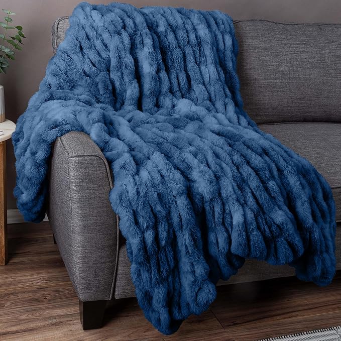 Lavish Home Oversized Ruched Faux Fur Blanket - 60x80-Inch Plush Polyester Faux Fur Queen-Size Throw for Sofas and Beds - Luxurious Bedding (Blue)