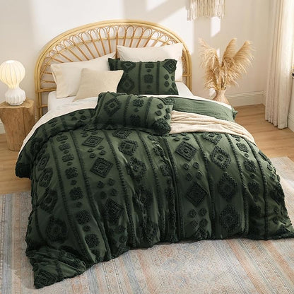 Bedsure Boho Tufted Green Comforter Set Queen Size, GentleSoft™ 3 Pieces Boho Farmhouse Decor Bedding, Exquisite Shabby Chic Bedding for All Seasons, 1 Bed Comforter, 2 Pillow Shams, 90x90 Inches