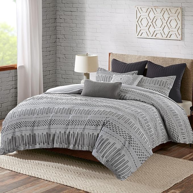 INK+IVY Luxurious Cotton-Bedding Set - Mid Century Trendy Geometric Design, All Season Cozy-Cover With Matching-Shams, Full/Queen, Rhea Jacquard Grey/Black