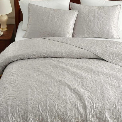 Martha Stewart - Queen Size Quilt Set, Soft & Smooth Sateen Bedding with a Light and Breathable Feel, 3 Piece Bed Set with Matching Pillowcases (Fern Embroidery Grey)
