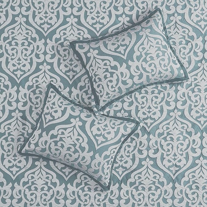 Madison Park Odette Cozy Comforter Set Jacquard Damask Medallion Design - Modern All Season, Down Alternative Bedding, Shams, Decorative Pillows, Queen(90 in x 90 in), Aqua