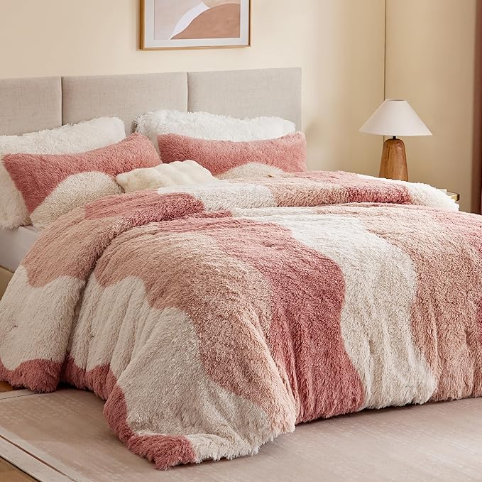 Intelligent Design Soft & Cozy Shaggy Faux Fur Comforter Set, Trendy Ombre Design with Vibrant Color, All Season, Down Alternative Bedding, Matching Sham, Cassie, King/Cal King Blush Multi 3 Piece