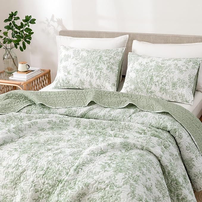 Wonderful Spring Fresh Quilt, Sage Green Floral Bedspread Queen Size, 3 Piece Cotton Vintage Farmhouse Bedding Set, Machine Washable Lightweight Soft Bed Cover for All Season | breathable material, Hypoallergenic soft