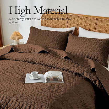 akkialla Full/Queen Size Quilt Bedding Set,Brown Lightweight Microfiber Soft Bedspread,Modern Style Geoetric Pattern Coverlet Set for All Seasons,3 Piece(1 Quilt,2 Pillow Shams) | Breathable fabric, Easy to clean