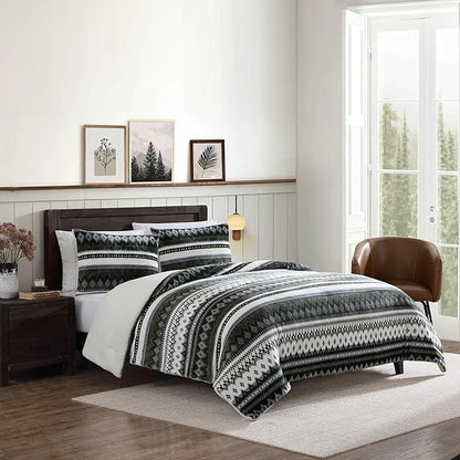 Eddie Bauer - Twin Comforter Set, Reversible Plush Bedding with Matching Sham, Dorm Essentials, Oeko-Tex Certified (Shelton Fair Isle Green)