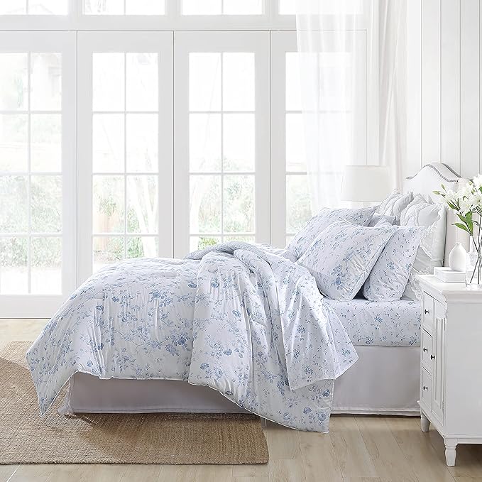 Laura Ashley - Twin XL Comforter Set, Soft & Reversible Cotton Bedding for Year Round Use, 2 Piece Bed Set with Matching Pillowcase (Belinda Blue)