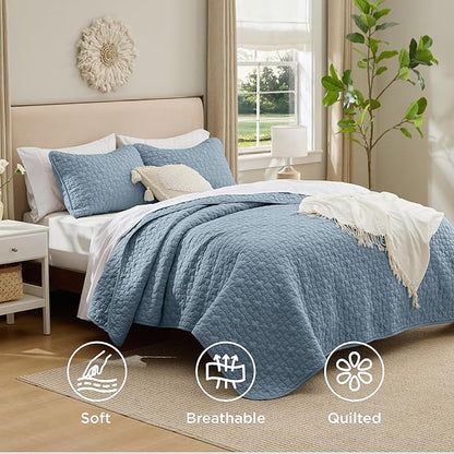 Bedsure Quilts Queen Size - Lightweight Bedspreads Queen Size with Lucky Star Quilting, Soft Quilt Bedding Set, Dusty Blue Comforter Set Coverlet for All Seasons with 2 Pillow Shams (90" x 96") | Skin-Friendly Soft, All-Season Comfort, Breathable, Ligh...