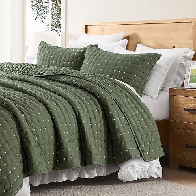 WDCOZY Twin Quit Size Bedding Sets with Pillow Sham, Lightweight Soft Bedspread Coverlet, Quilted Blanket Thin Comforter Bed Cover for All Season, 2 Pieces, 68x90 inches, Moss Green