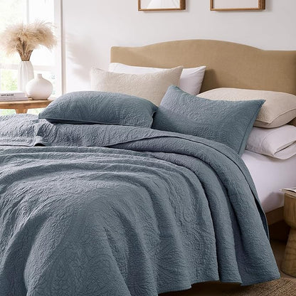 palassio Blue Paisley 100% Cotton Quilt California Cal King Size Bedding Sets with 2 Pillow Shams, Oversized Boho Floral Farmhouse Vintage Soft Bedspread Shabby Chic Coverlet for All Season, 3 Pieces