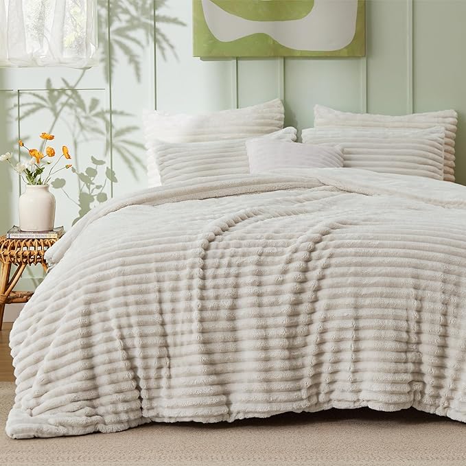 Bedsure Full Size Comforter Sets - GentleSoft™ 3 Pieces Double-Side Fleece Fluffy Linen Comforter Set, Cozy Striped Room Decor Aesthetic, Luxury Full Size Bedding, 2 Pillowcases, 82x86 Inches