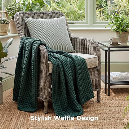 Bedsure Cooling Cotton Waffle Twin XL Blanket - Lightweight Breathable Blanket of Rayon Derived from Bamboo for Hot Sleepers, Luxury Throws for Bed, Couch and Sofa, Dark Green, 66x90 Inches