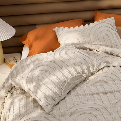 Bedsure Boho Tufted Beige California King Comforter, GentleSoft™ 3 Pieces Boho Farmhouse Decor Bedding, Arch Shabby Chic Bedding for All Seasons, 1 Bed Comforter, 2 Pillow Shams, 104x96 Inches