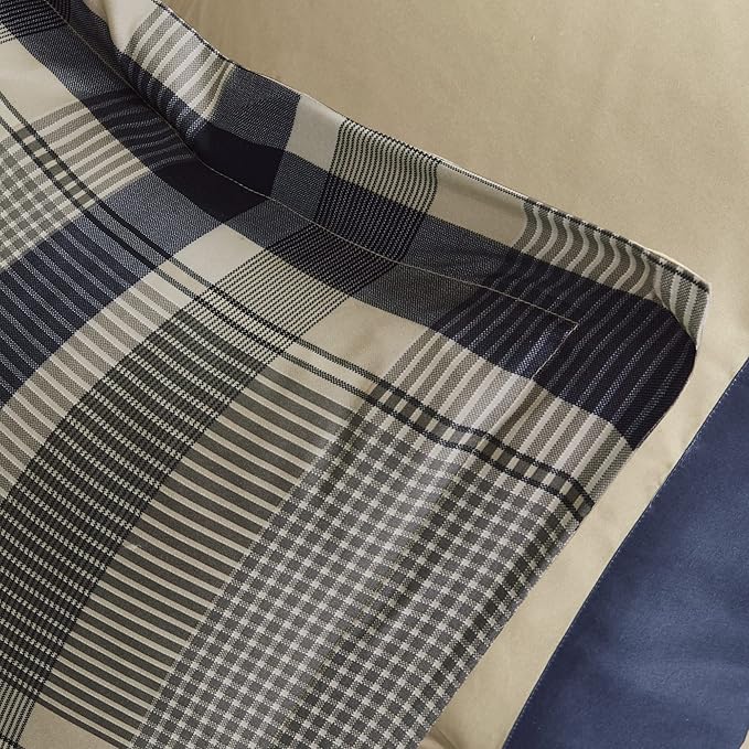 Intelligent Design Robbie 7-Piece Twin XL Comforter Set – Lightweight All-Season Plaid Bedding, Navy/Tan, Cozy Bed-in-a-Bag with Matching Shams & Decorative Pillow, Modern Casual Style
