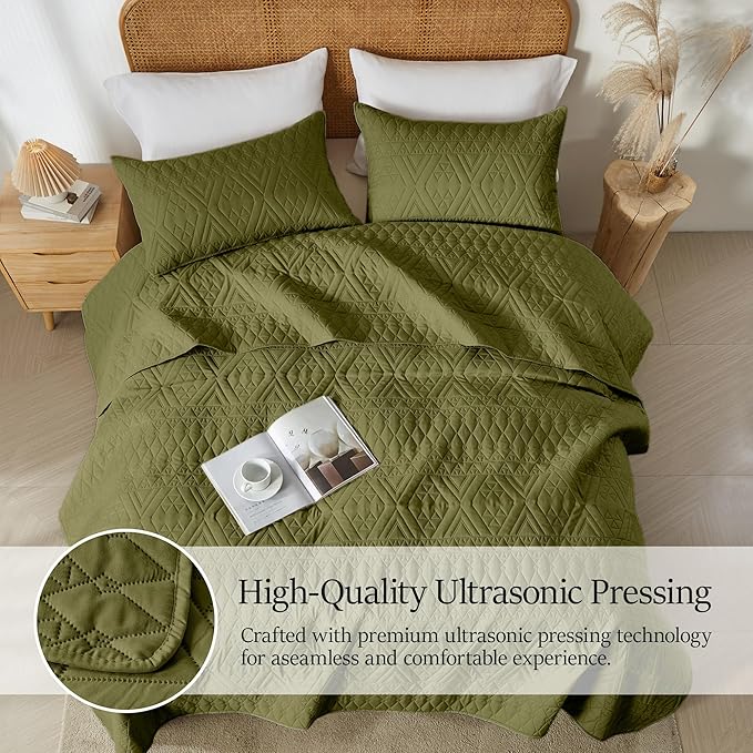 akkialla Twin Size Quilt Bedding Set,Olive Green Lightweight Microfiber Soft Bedspreads,Modern Style Geoetric Pattern Coverlet Set for All Seasons,2 Piece(1 Quilt,1Pillow Sham)
