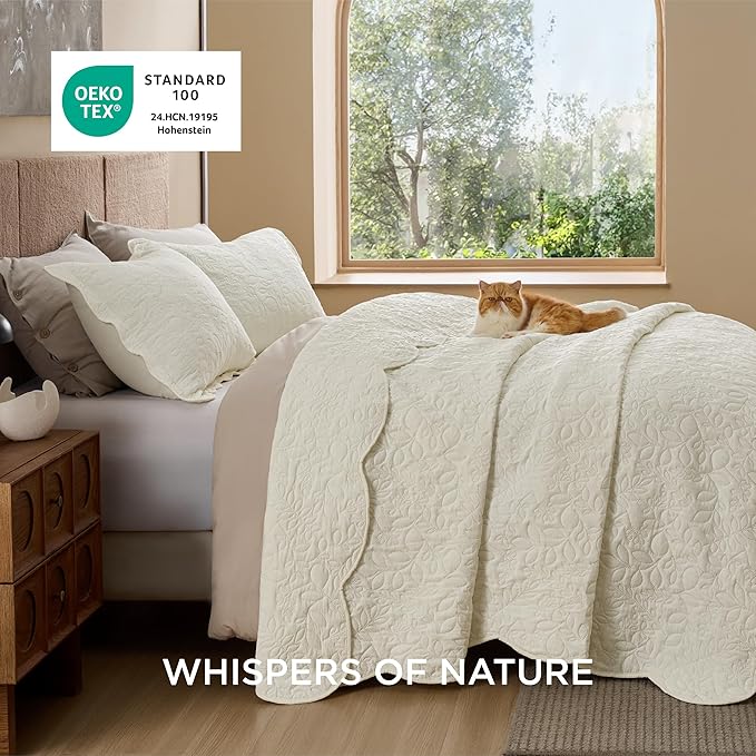 Bedsure Quilt King Size - Ultra Soft Pre-Washed Cloud-Like Bedding, All-Season Lightweight Comforter for Country Bedroom, Leaf Design Coverlet in Cream Yellow, 106 x 96 Inches | Stitch-Free Quilting, Ultra Soft, Lightweight, Machine Washable, Pet-Friendly