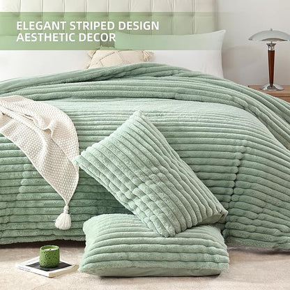 Smoofy Fluffy Full Size Comforter Sets 3 Pieces - Sage Green Fleece Fluffy Comforter Set, Luxury Fuzzy Full Bed Set, Soft Comforter Full Size All Season, Heavy Faux Fur Comforter with 2 Pillow Cases