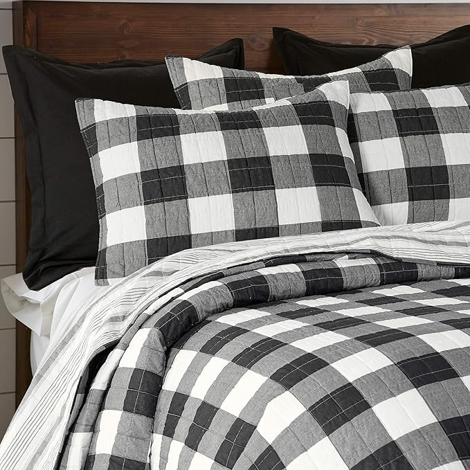 Levtex Home - Camden Bedspread Set - Full (96 x 110 in.) + Two Standard Pillow Shams (26 x20 in.) - Buffalo Check in Black and Cream - Reversible Pattern - Cotton