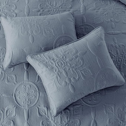 B2EVER Blue Damask Quilt Queen Size Bedding Sets with 2 Pillow Shams, Boho Bedspread Lightweight Soft Farmhouse Vintage Bohemian Coverlet Retro Jacquard Pattern Bed Cover for All Season, 3 Pieces