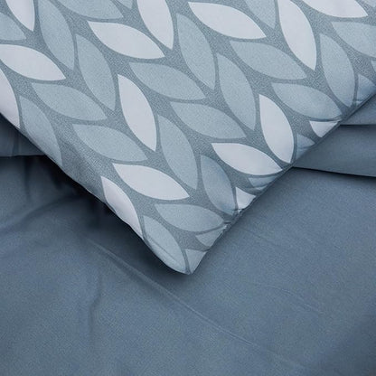 Amazon Basics Full/Queen Comforter Set with Herringbone Sheets, 7-Piece Gray Leaf Bedding, Lightweight Microfiber Bed-in-a-Bag