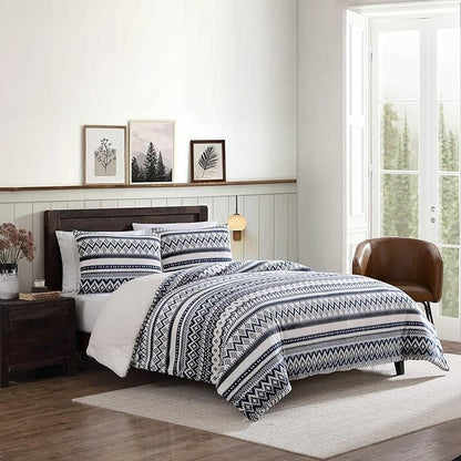 Eddie Bauer - Full/Queen Comforter Set, Reversible Plush Bedding with Matching Shams, Super Soft Luxurious Bedding Set, Oeko-Tex Certified (Shelton Fair Isle Navy, Full/Queen)