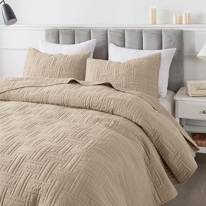 California Oversized Quilt King Size Bedding Sets with Pillow Shams, Beige Lightweight Soft Bedspread Coverlet, Cal Super Quilted Blanket Thin Comforter Bed Cover for All Season, 118x106 inches