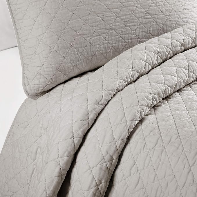 Lush Decor Ava Quilt Diamond Pattern Solid 3 Piece Oversized Bedding Blanket Bedspread Set - King - Gray