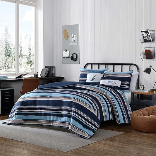 Nautica - Queen Comforter Set, Soft Woven Bedding with a Lightweight for Year Round Comfort, 5 Piece Bed Set with Matching Pillowcases & Bonus Throw Pillows (Colton Blue)