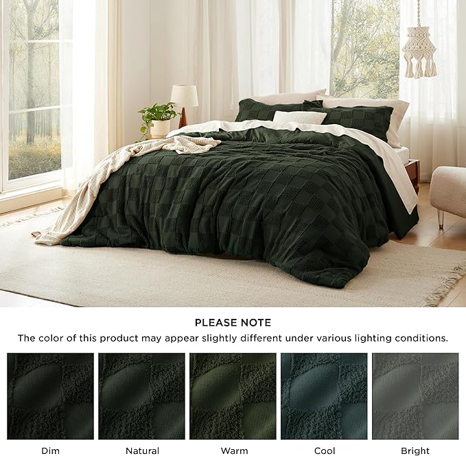 Bedsure California King Size Comforter Set Dark Olive Green, Boho Tufted Bed Set, Checkered Farmhouse Shabby Chic Bedding, 3 Pieces, 1 Plaid Geometric Comforter and 2 Pillow Shams