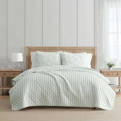Martha Stewart - Twin Quilt Set, 100% Soft & Breathable Bedding with a Lightweight Feel for Year Round Comfort, 2 Piece Bed Set with Matching Pillowcase (Murray Leaves Green)