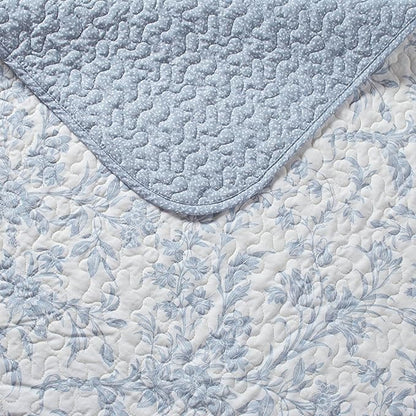 Laura Ashley - Queen Quilt Set, Soft Cotton Bedding with Reversible Design, Medium Weight for Year Round Use, 3 Piece Bed Set with Matching Pillowcases (Amberley Blue)