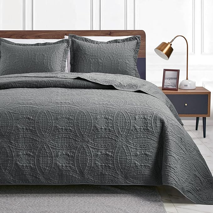 Love's cabin Oversized King Size Quilt Bedding Set Dark Grey Bedspreads - Oversized King Lightweight Bedspread Comforter - Coin Pattern Coverlet for All Season - 3 Pieces (1 Quilt, 2 Pillow Shams)