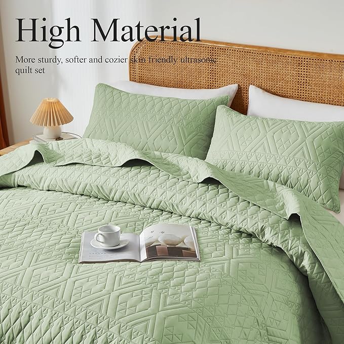 akkialla Full/Queen Size Quilt Bedding Set,Sage Green Lightweight Microfiber Soft Bedspread,Modern Style Geoetric Pattern Coverlet Set for All Seasons,3 Piece(1 Quilt,2 Pillow Shams) | Breathable material, Easy care