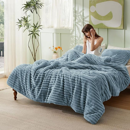 Bedsure Twin/Twin XL Size Comforter - GentleSoft™ 2 Pieces Double-Side Fleece Fluffy Mineral Blue Comforter Set, Cozy Striped Room Decor Aesthetic Luxury Twin Bedding Sets, 1 Pillowcase, 68x88 Inches