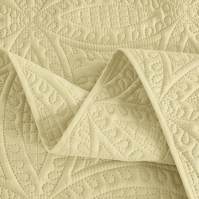Chezmoi Collection Austin King Oversized Bedspread Set, 3-Piece Pinsonic Quilted Lightweight Microfiber Bedspread Coverlet, Pastel Yellow | Oversized, Lightweight, Fade Resistant