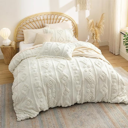 Bedsure Boho Tufted White Comforter Set Queen Size, GentleSoft™ 3 Pieces Boho Farmhouse Decor Bedding, Exquisite Shabby Chic Bedding for All Seasons, 1 Bed Comforter, 2 Pillow Shams, 90x90 Inches