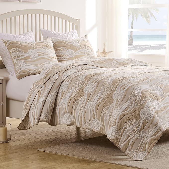 Greenland Home Coastal Paradise Reversible Matelassé Coverlet Set, 3-Piece Full/Queen, Dover Natural
