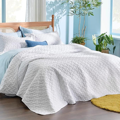 Bedsure Oversized King Quilts - Lightweight Bedspreads Oversized King Size with Basket Weave Pattern, Soft Quilt Bedding Set, White Comforter Set Coverlet with 2 Pillow Shams (120" x 120") | Skin-Friendly Soft, All-Season Comfort, Breathable, Lightweig...