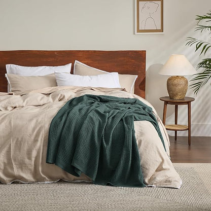 Bedsure Gentlesoft 100% Cotton Blanket Queen Size for Bed - Breathable and Soft for Spring Summer, Thick Cozy Waffle Weave Blanket Gifts for Women, Dark Green, 90x90 Inches