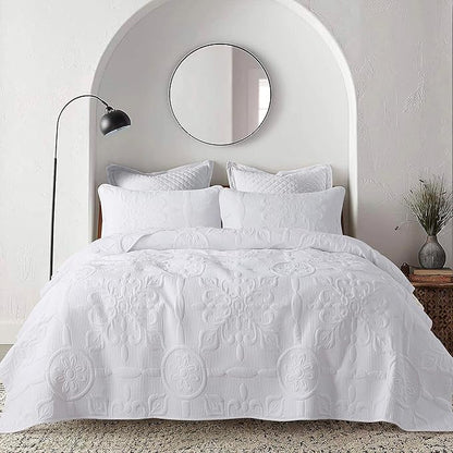 B2EVER White Damask Quilt Twin Size Bedding Sets with 1 Pillow Sham, Boho Bedspread Lightweight Soft Farmhouse Vintage Bohemian Coverlet Retro Jacquard Pattern Bed Cover for All Season, 2 Pieces