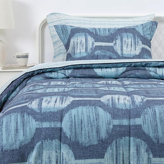 Amazon Basics 5-Piece Lightweight Microfiber Comforter Set, Bed-in-a-Bag, Navy Geometrics, Twin/Twin XL