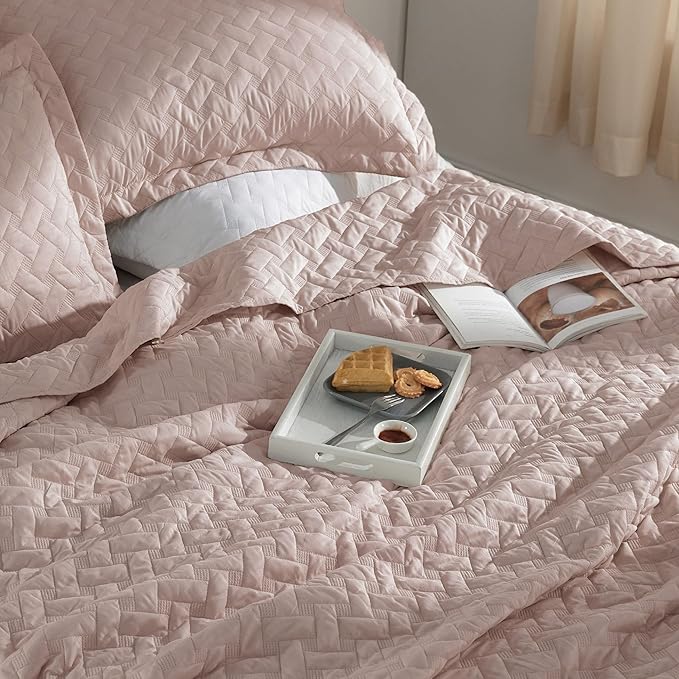 Bedsure Quilts King Size - Lightweight Bedspreads King Size with Basket Weave Pattern, Soft Quilt Bedding Set, Dusty Rose Comforter Set Coverlet for All Seasons with 2 Pillow Shams (106" x 96") | Skin-Friendly Soft, All-Season Comfort, Breathable, Ligh...
