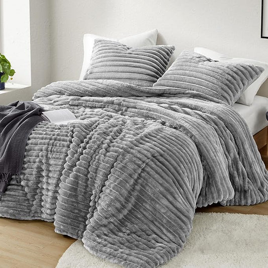 Intelligent Design Queen Comforter Set, Cozy Plush Bedding, Microfiber Reverse, 3 Piece, Lightweight, Super Soft Ribbed Velvet Comforter 2 Shams, All Season Fluffy Bed Set, Avril, Full/Queen Grey