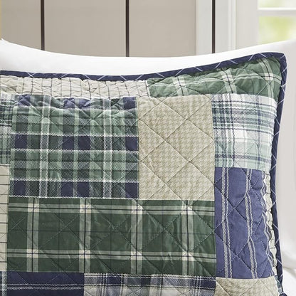 Madison Park Reversible Quilt Cabin Lifestyle Plaid Design - All Season, Breathable Coverlet Bedspread Bedding Set, Matching Shams, King/Cal King(104"x94"), Green/Navy 3 Piece