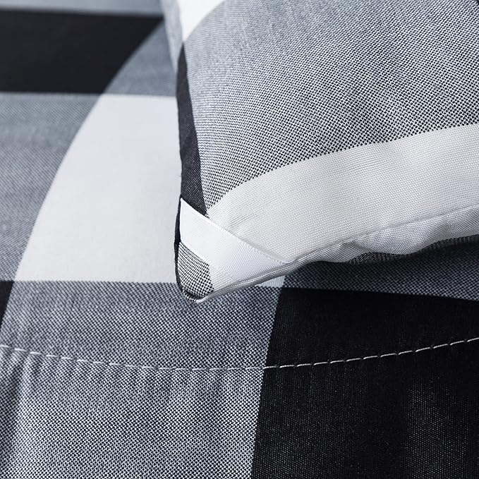 Caressma Buffalo Plaid Comforter Set Queen, Black White Buffalo Plaid Comforter Bedding Set for All Seasons, Classic Gingham Pattern Print Soft Microfiber 3 Pieces Comforter with Pillowcases