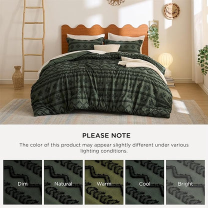 Bedsure Tufted Boho Comforter Set Queen Size - Olive Green Boho Bed Set, GentleSoft™ 3 Pieces Farmhouse Shabby Chic, Home Decor Bedding, Gifts for Woman, Soft Jacquard Queen Comforter for All Seasons