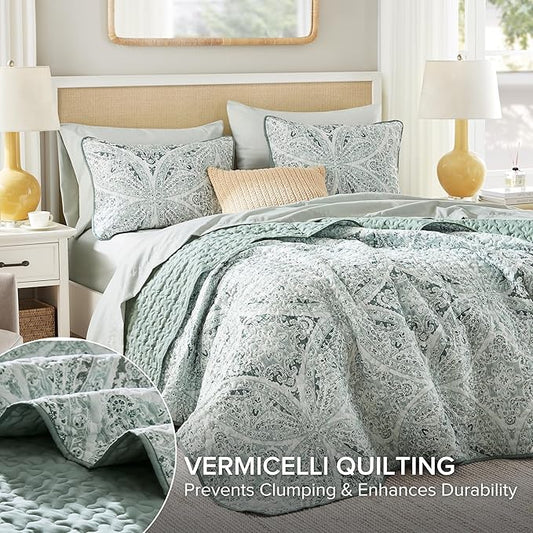 Comfort Spaces Boho Quilt Set King Reversible Vermicelli Quilting King Size Bed, All Season, Lightweight, Coverlet Winter Layer Bedding, Shams, Gloria, King Green 3 Piece