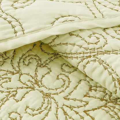 Home Soft Things Damask 4 Piece Bedspread Set, Scalloped Edge Quilt Coverlet Comforter Prewashed Bedding Set, Matelasse Embossed Floral Solid Pattern, Yellowish Green Oversize Queen(110" x 120")